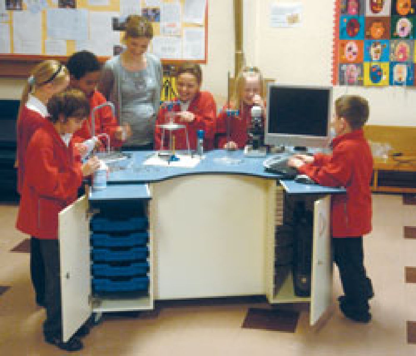 IPC Irwin Primary Mobile Science Bench